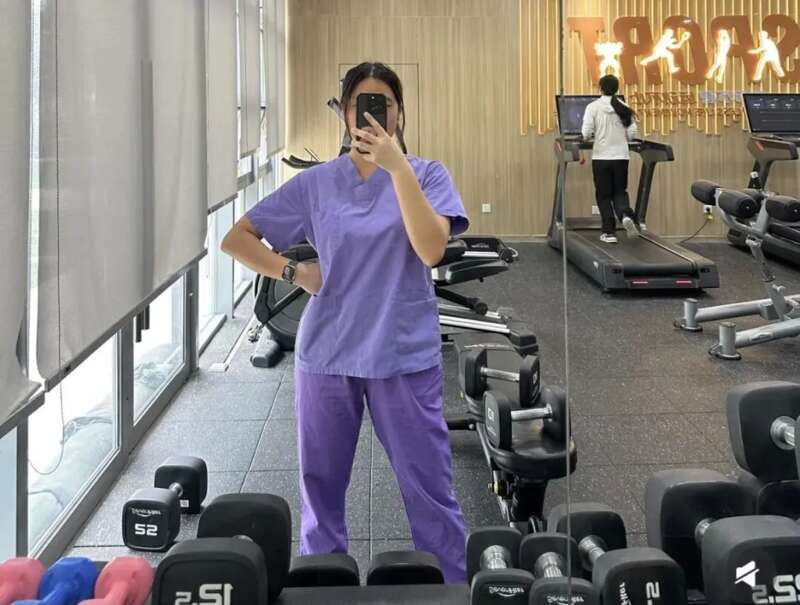 50 元的外卖工服把中国“中产三宝”的体面戳破了